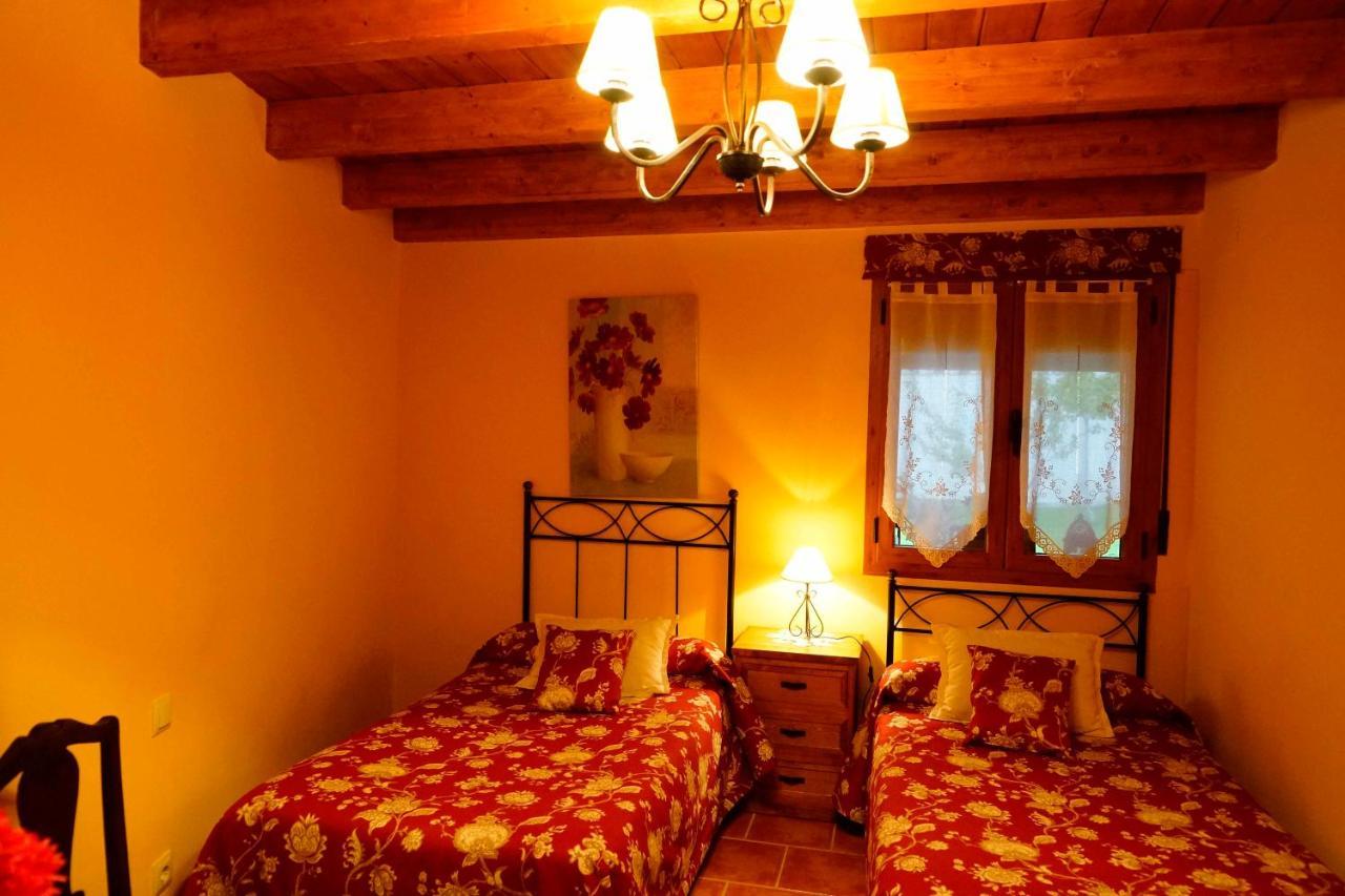 Casa Rural La Cija Del Abuelo A 1 Hora De Madrid Segovia Exterior foto